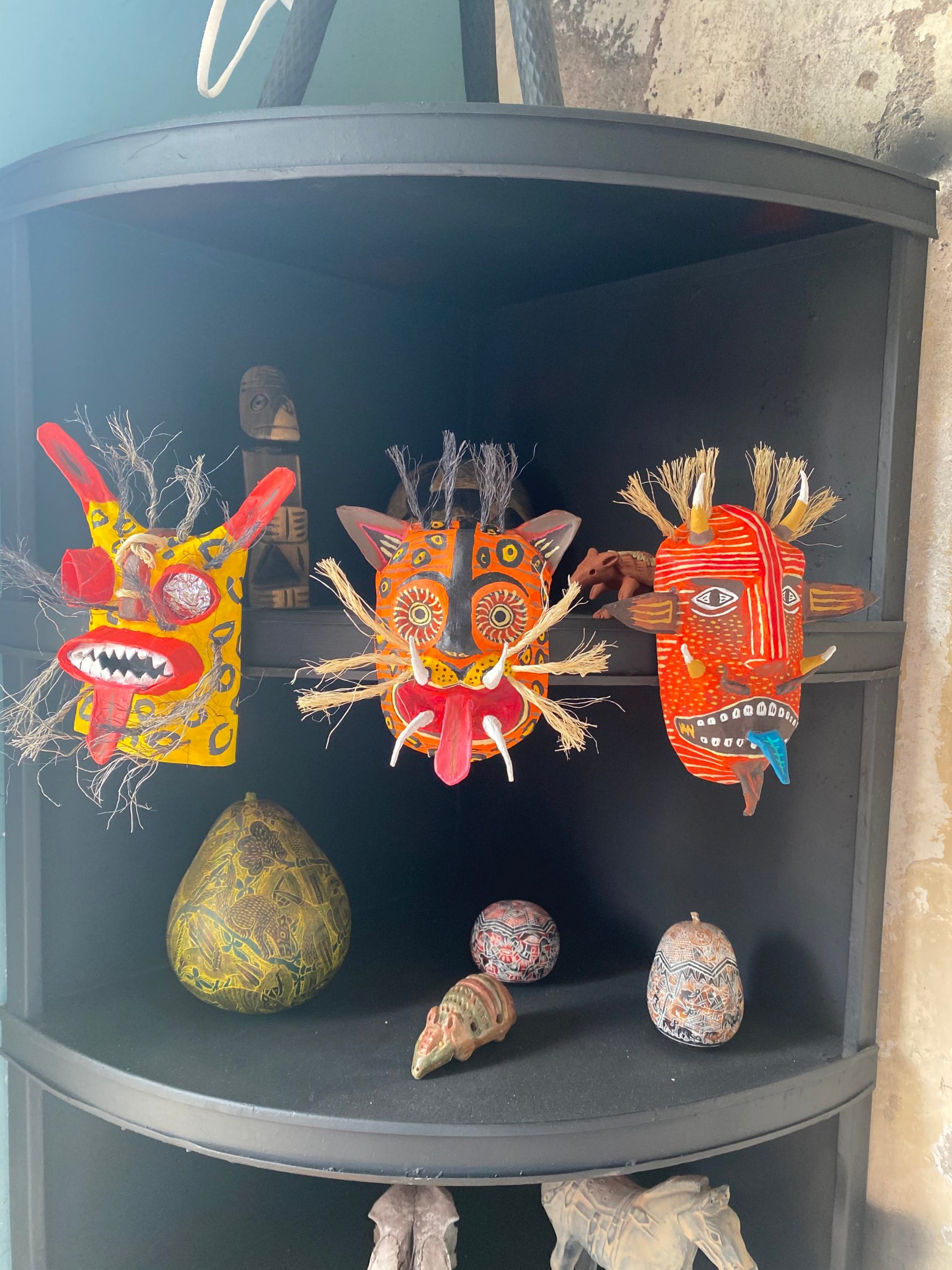 "Mascaritas” (Incluye 3 mascaras enmarcadas)